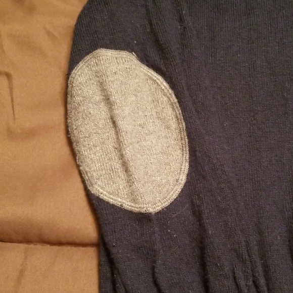 Baby Gap Sweater - Picture 4 of 4